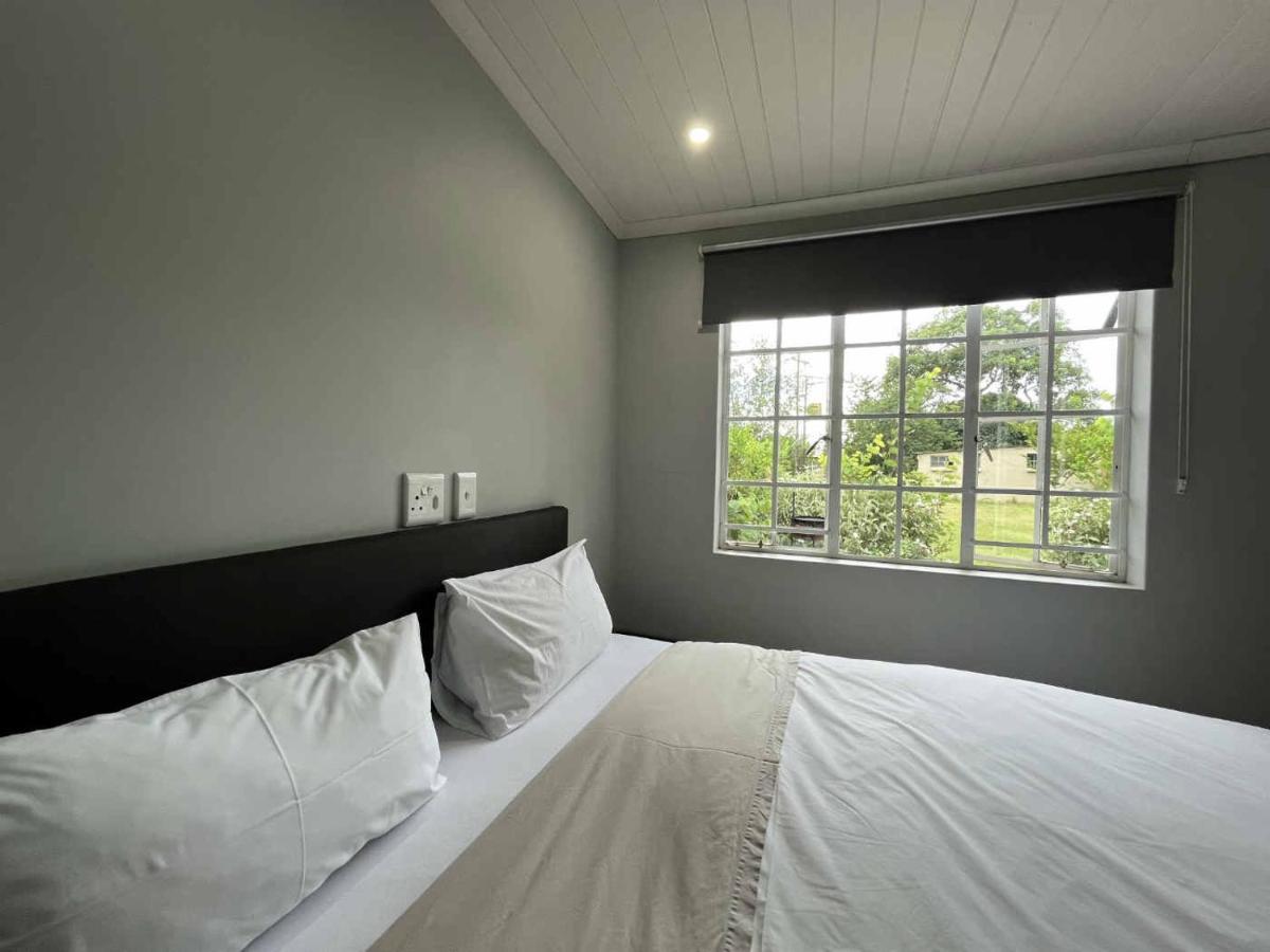 Halleria Self Catering Уайт Ривър Екстериор снимка